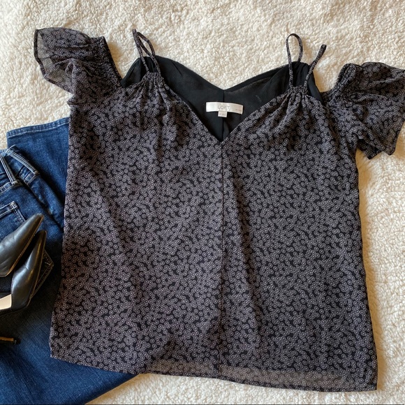 LOFT Petite flutter sleeve blouse - Picture 1 of 7